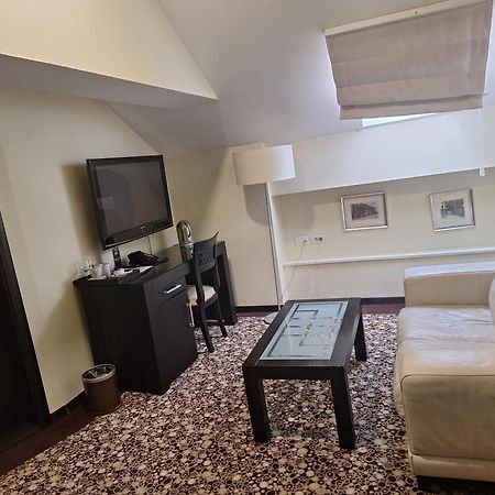 Hotel Central Сараево Экстерьер фото