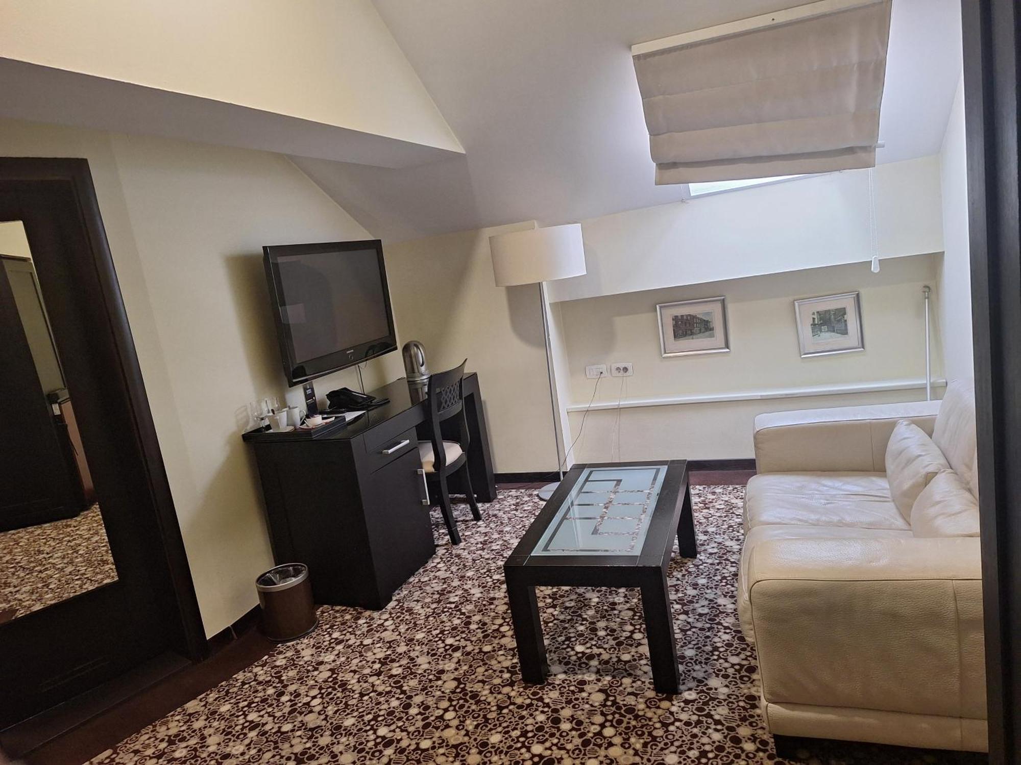 Hotel Central Сараево Экстерьер фото